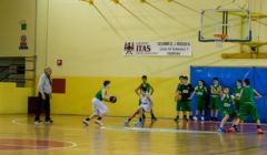 Come insegnare a giocare 1 contro 1 nel minibasket