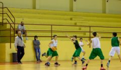 Come insegnare a giocare 2 contro 2 a minibasket